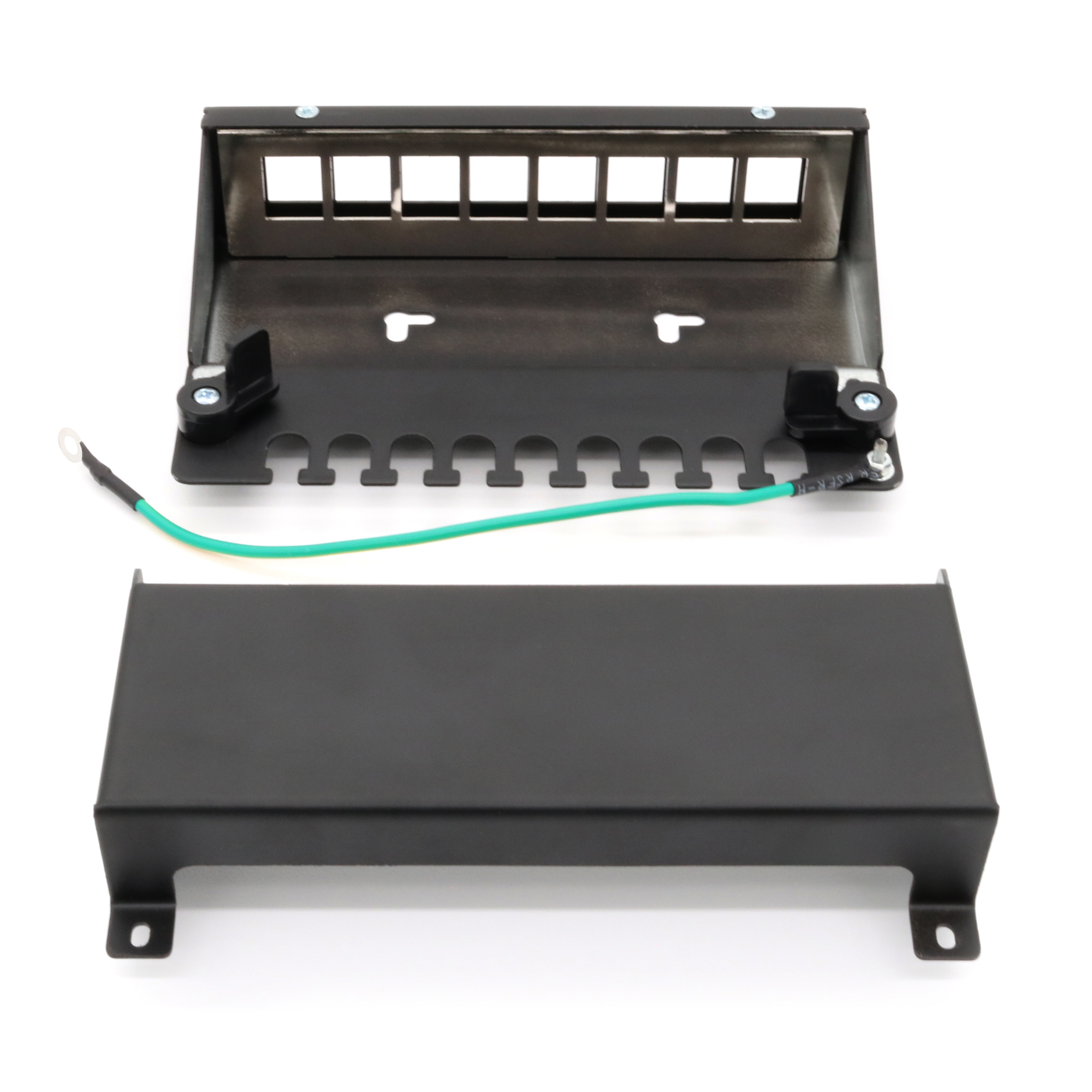 1358_patchpanel_8_port_arli_04