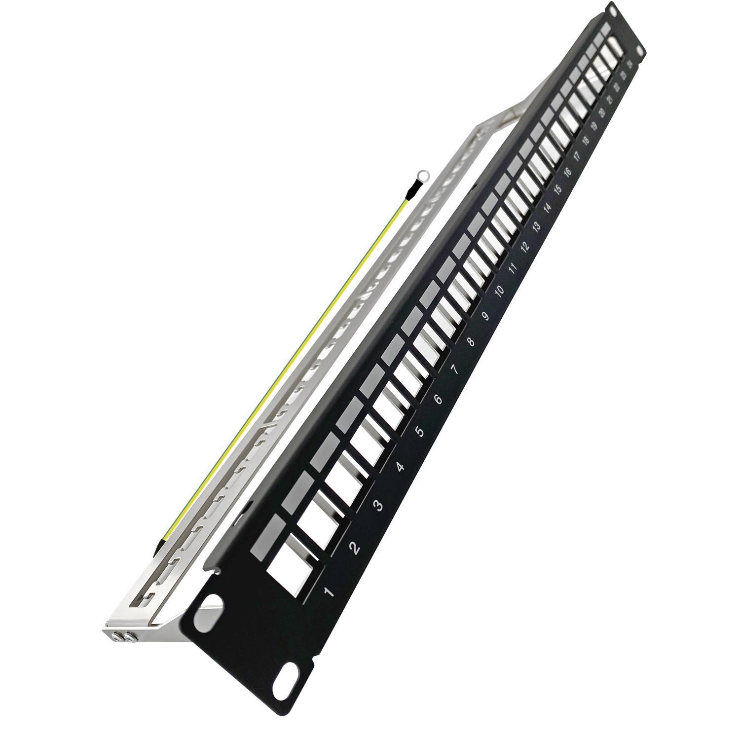 arli-Patchpanel-24-2